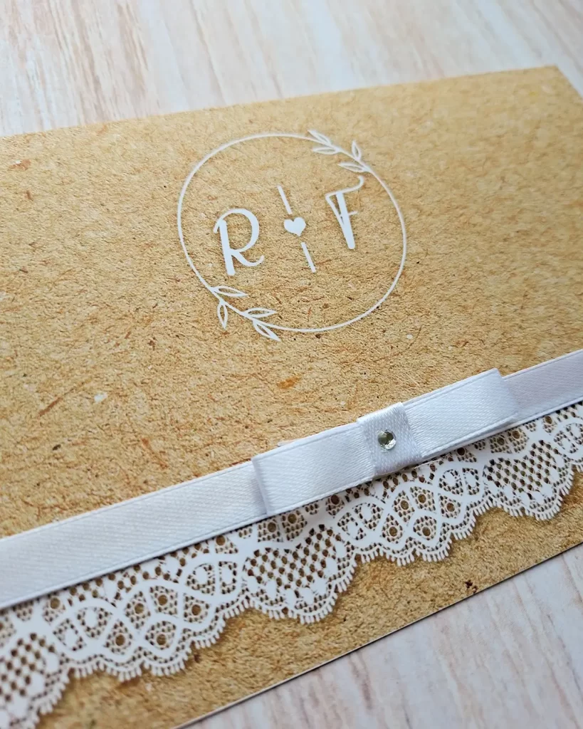 Convite de Casamento com Renda Kraft