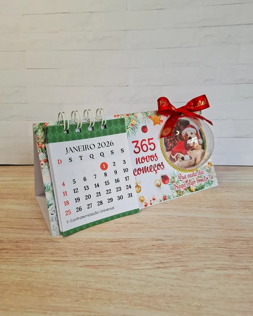Calendário 2026 com Bola Acrílica